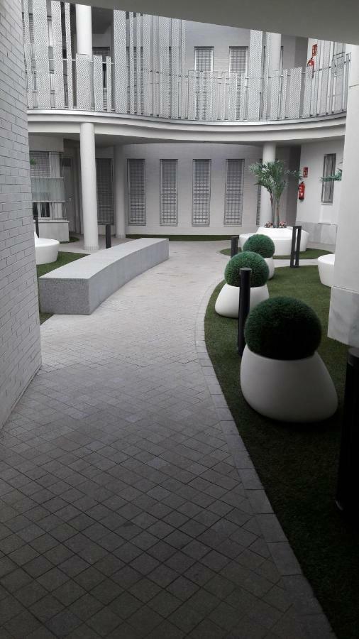 Rastro Jardines De Murillo, By Homing U Севілья Екстер'єр фото
